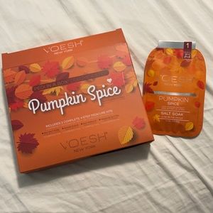 PUMPKIN SPICE PEDI IN A BOX